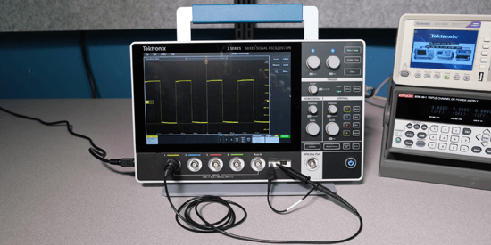 2 Series MSO vertical scale setup